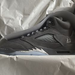 Gray Jordan retro 5 size 7y