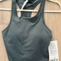 Lululemon tank 