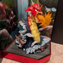 Pokemon Worlds Shiny Gyarados Figure