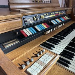 Hammond organ 