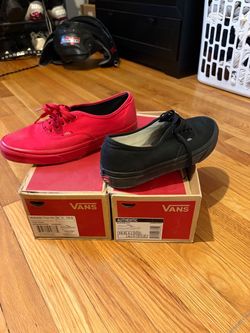 2 Pairs of vans