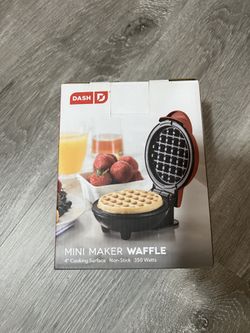 DASH Mini Waffle Maker - 4” Waffle Mold, Nonstick Waffle Iron with Quick Heat-Up, Nonstick Surface