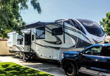 2022 Grand Design Solitude 390-RK