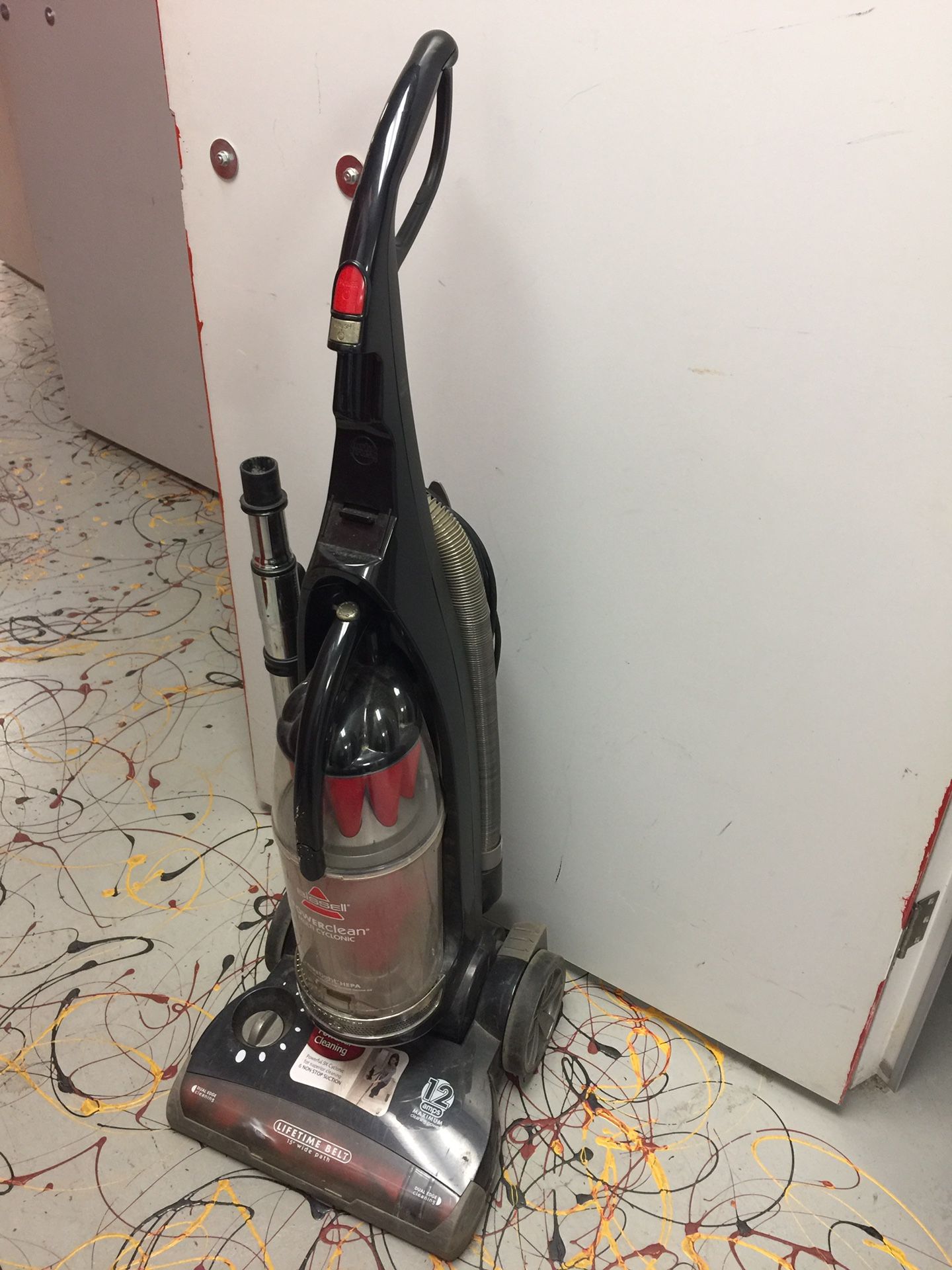 Bissell vacuum cleaner