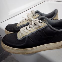 Nike Air Force 1 Size 12.5