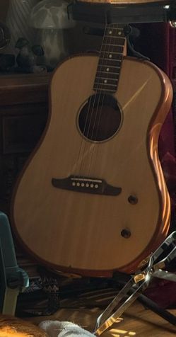 Fender highway dreadnought series- acoustic electric in the color natural