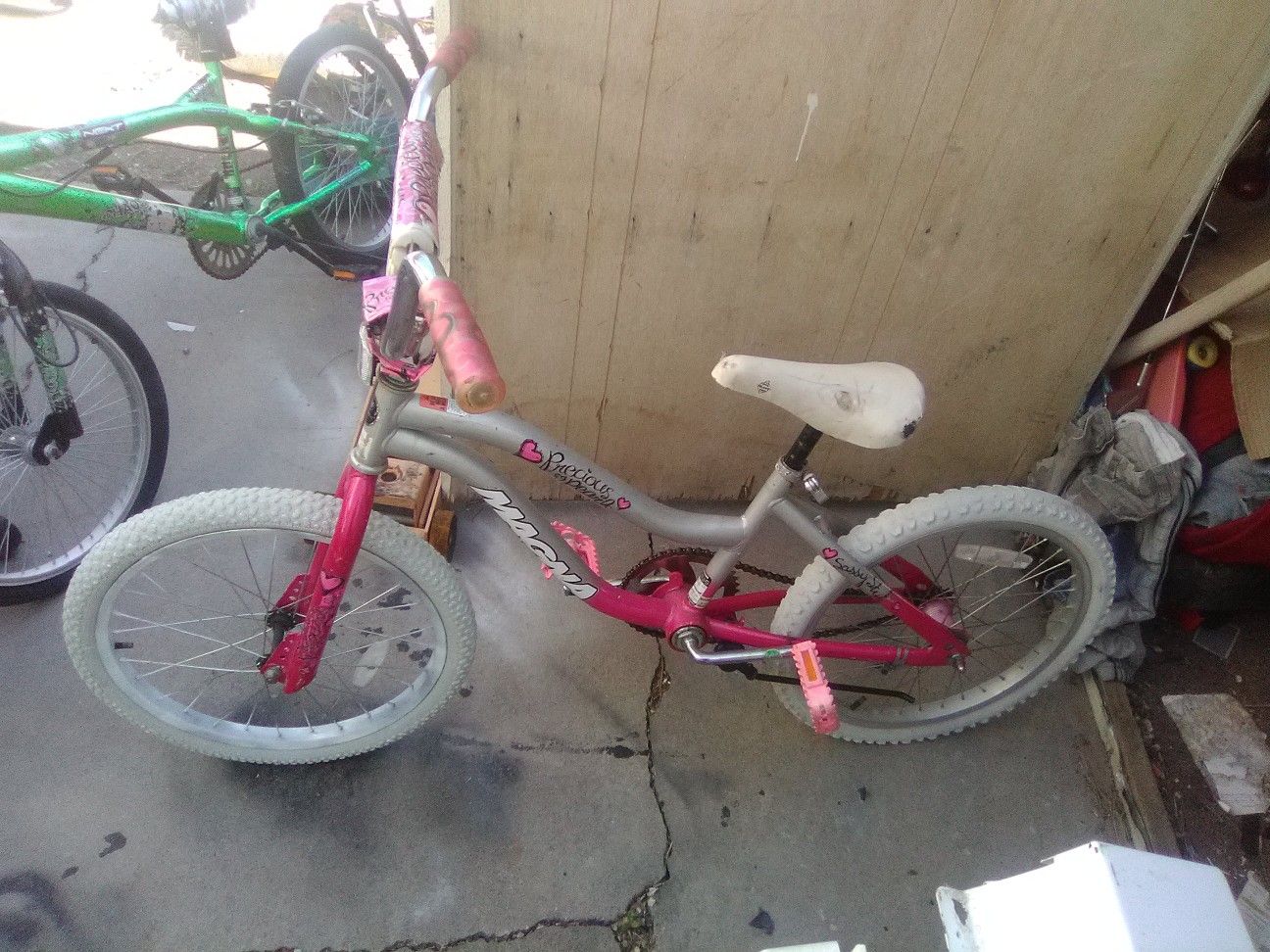Girls 20 inch heart's BMX bike