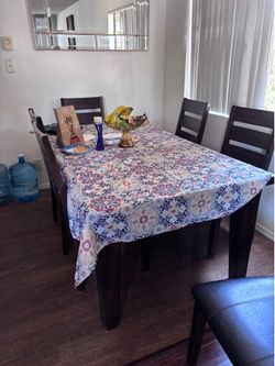 Kitchen Table 6 seats