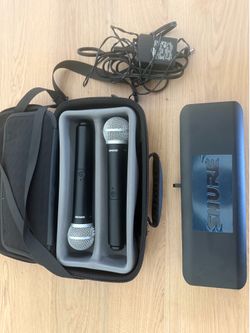Shure BLX288/PG58 Wireless Microphones (Set of 2)