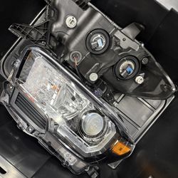 2022 Toyota Tacoma Headlights And Taillights 