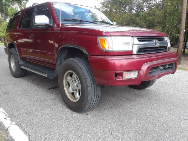 2002 TOYOTA 4RUNNER SR5 for Sale in Houston, TX - OfferUp