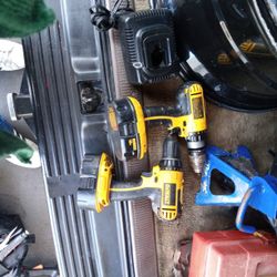 DeWalt Drills With Two Batteries And Charger 
