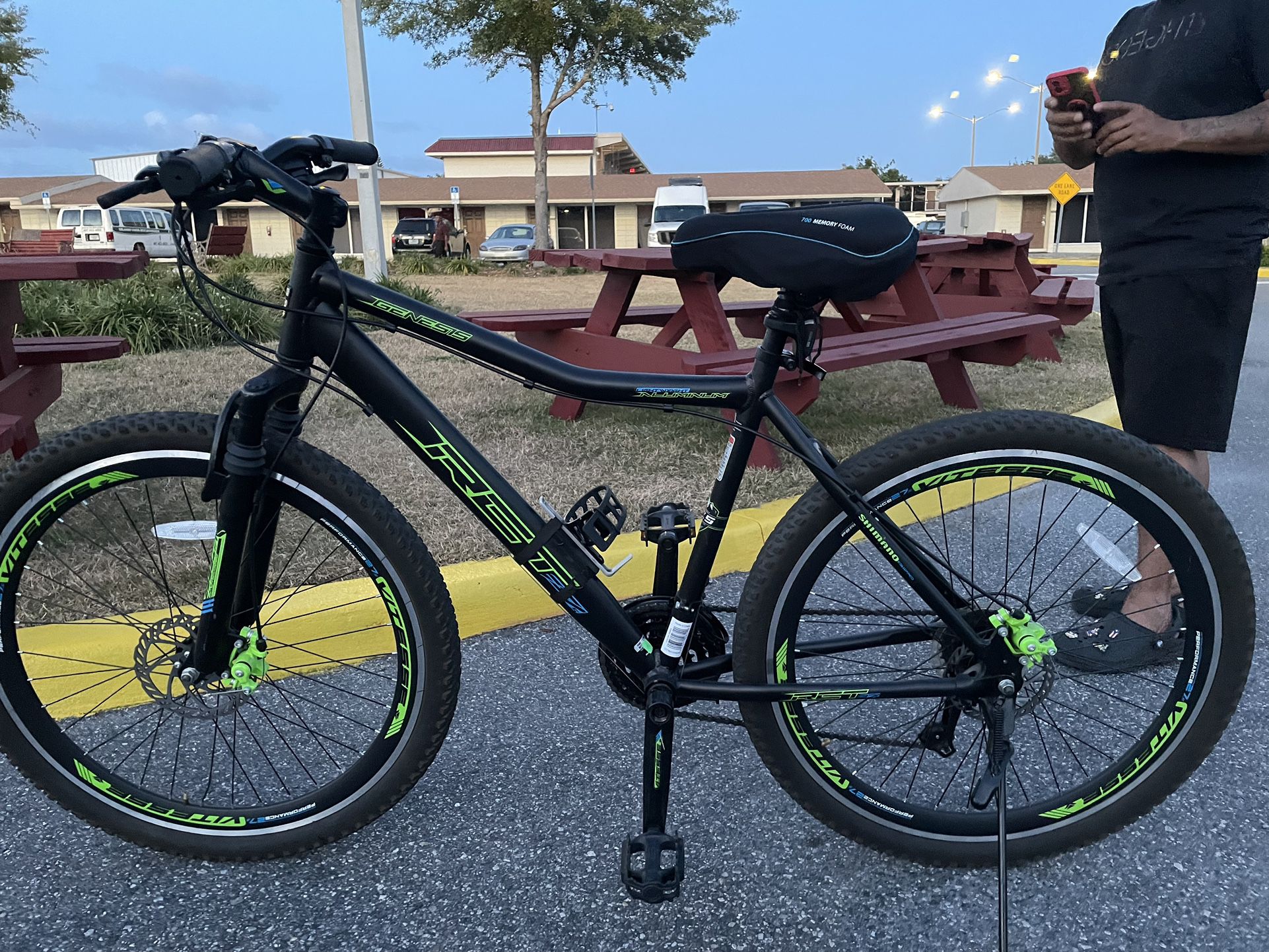 Genesis RCT 27.5” Men’s Mountain Bike