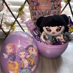 K-pop baskets
