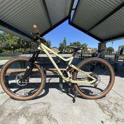  Commencal Meta TR FOX Edition (2019) $1000