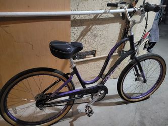 Electra Townie Nexus 3 speed cruiser