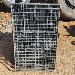 Small Dog Kennel 