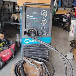 Miller Millermatic 250X Welder with SpoolGun