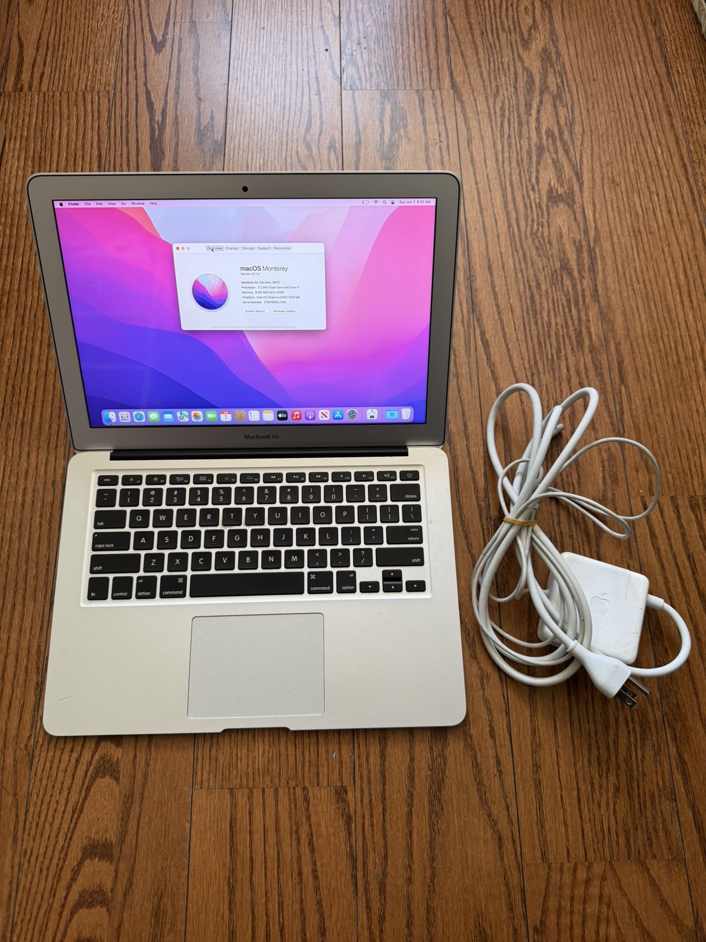 MacBook Air 13” 2017/8GB RAM/512GB SSD/Fully Functional