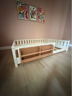 Montessori Full Size bed