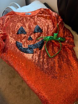 Women’s Costume