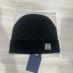 Lv Beanie 