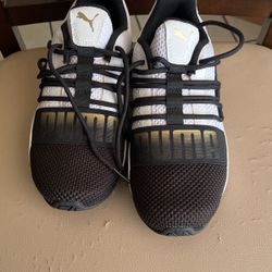 Puma Shoes 4.5 Y Us 