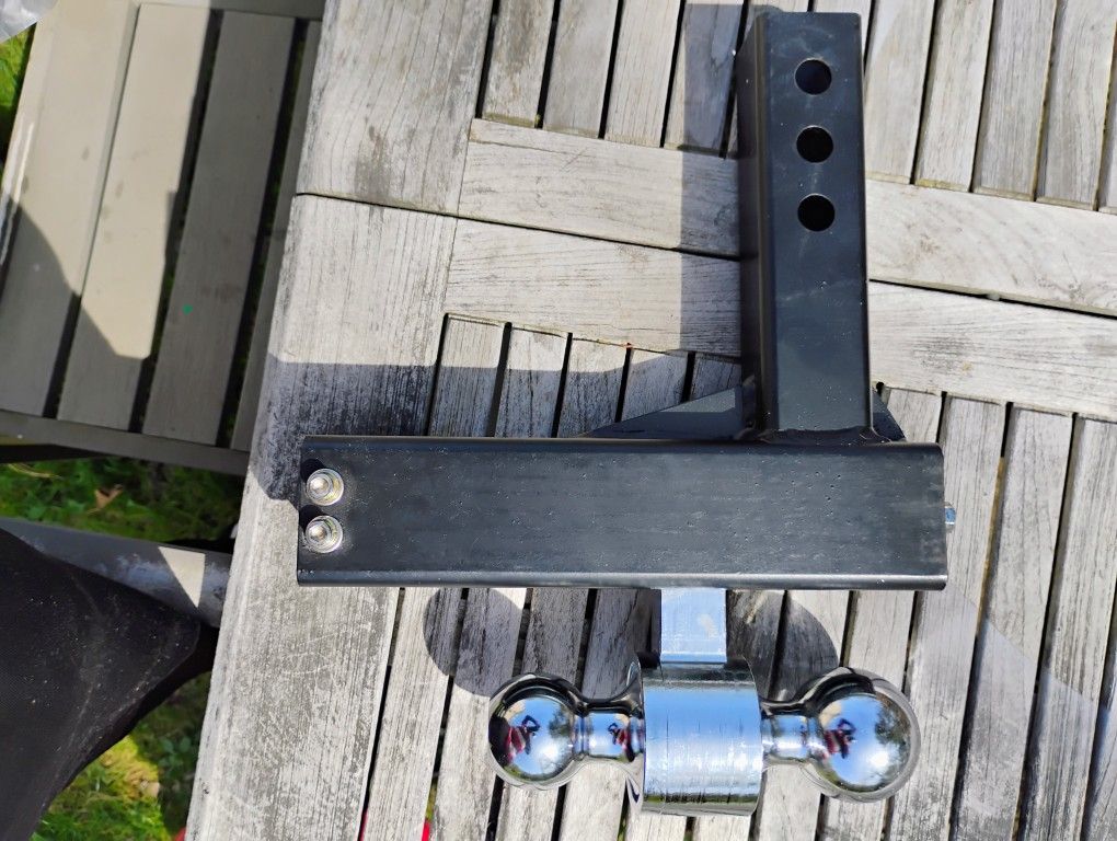 Universal Tow Hitch
