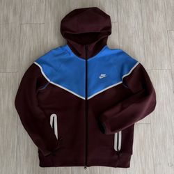 nike tech jacket