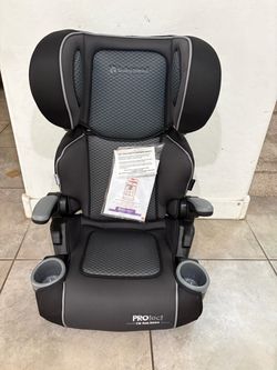 Safety1st travel friendly booster car seat