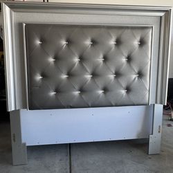 New Queen Bedroom Set - Silver color 