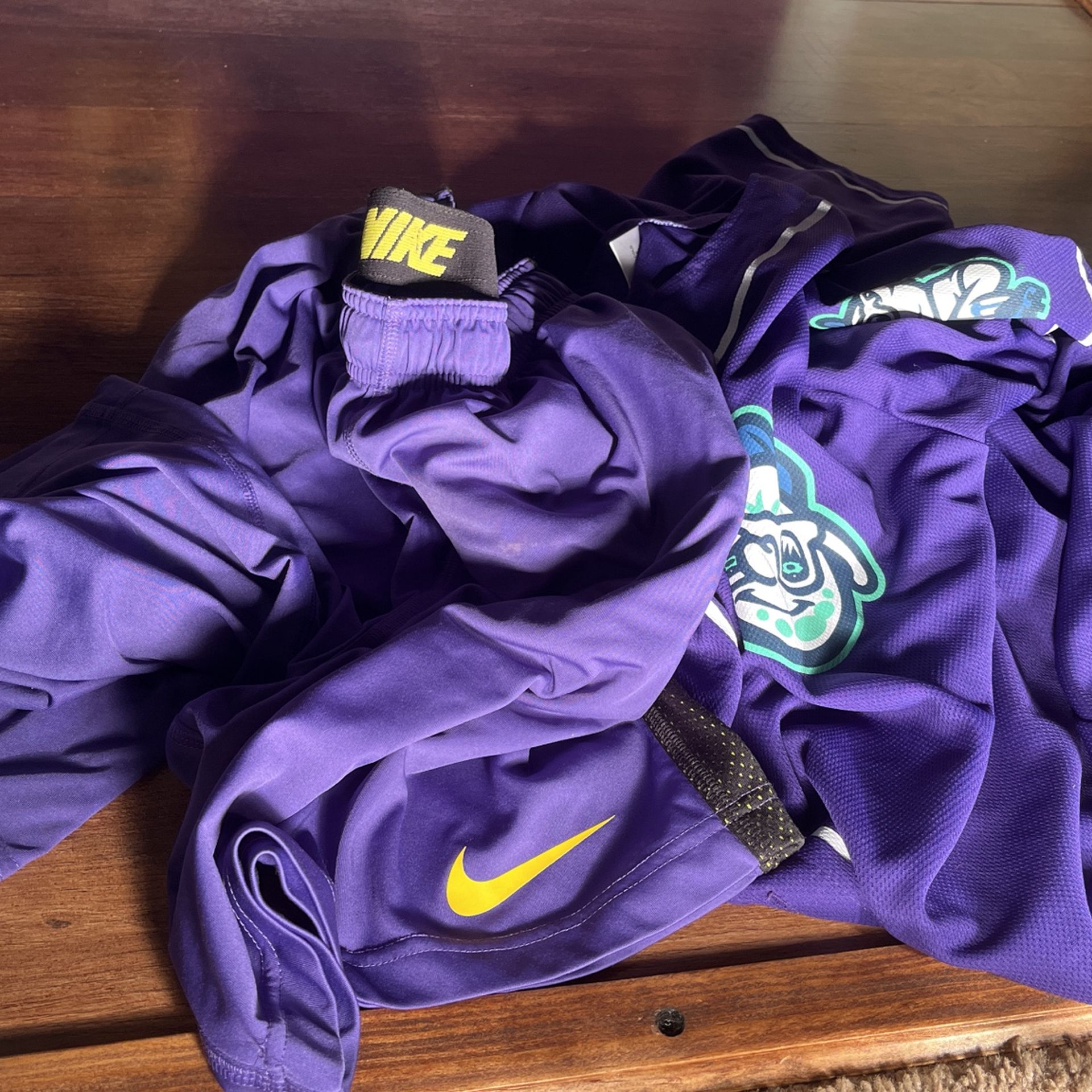 Purp Nike Shorts & Jersey Dark Blue And Gold Majestic & Mexico Viva Mexico 