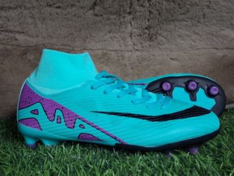 Girls size 8 soccer cleats