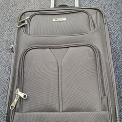 Delsey Softside Wheeled Carry On 21x14x10
