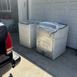 Kenmore Washer And Dryer Like New 