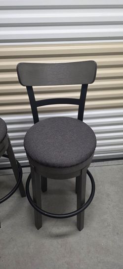 Bar Stools with Cushioned Seat and Back