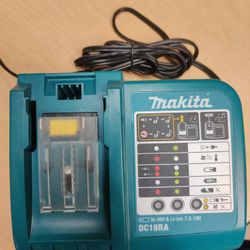 Makita 7- 18v Charger
