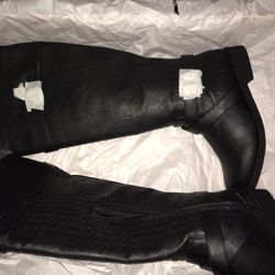 Size 6.5 Just Fab Boots 20 Bucks New In Box
