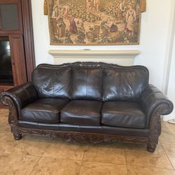 Beautiful genuine leather Sofa