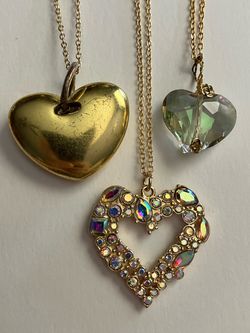 3 x Gold Tone HEART Charm Pendant Necklace Bundle - Collectible Jewelry