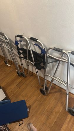 3 front wheel walkers
