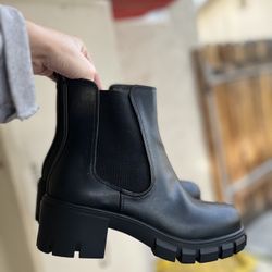 Black Leather MIA Boots for Women 8.5