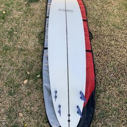 9 foot William Dennis, mini gun surfboard, excellent condition with Balin bag