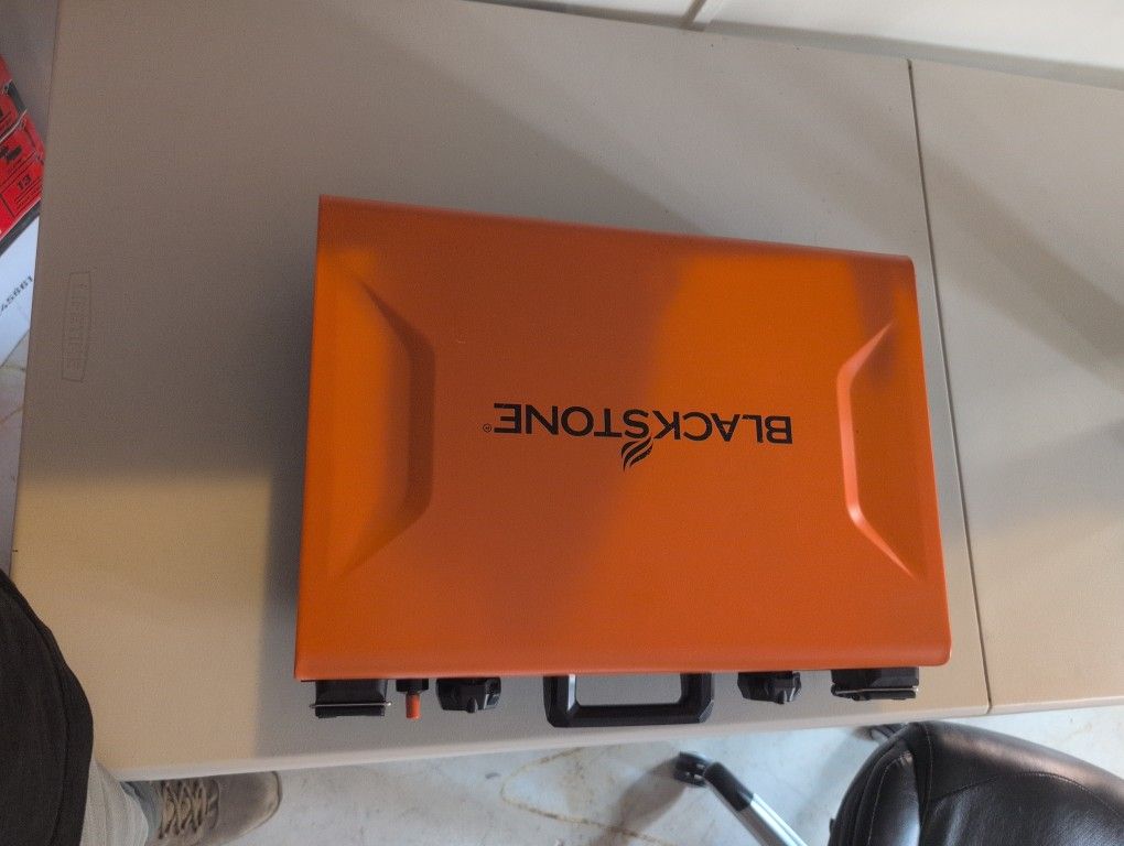 Black Stone Griddle/Burner Combo Travel Grill