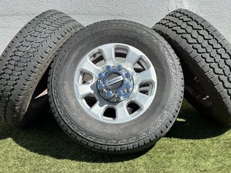 OEM 18" Ford F350 Wheels F-350 F250 Rims 8x170 33" A/T Tires Bridgestone 275/70R18 XLT Lariat F-250 