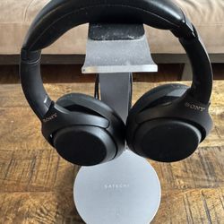 Sony WH 1000XM4 Wireless Noise Canceling Headphones with Stand