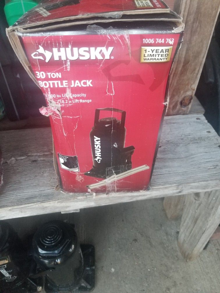 Gato De Botella De 30 Toneladas