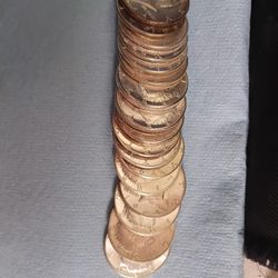 20 Silver Kennedy Halves Roll In BU Condition..No Low Ballers 