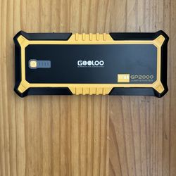 Jump Starter/Power Bank in bag with Cables