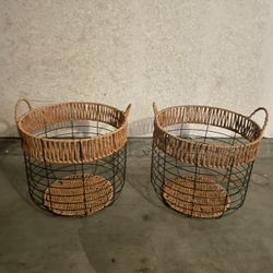 A Set Of 2 Wired Baskets 